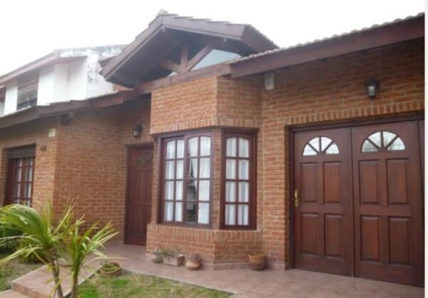 Casa en Santa Teresita 5 ambientes