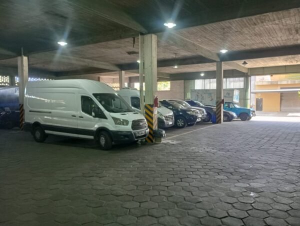 Vendo Propiedad funcionando como Cochera